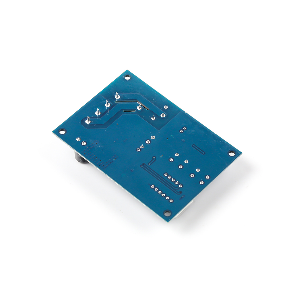 Контроллер управления зарядом аккумуляторов XH-M603 12-24в