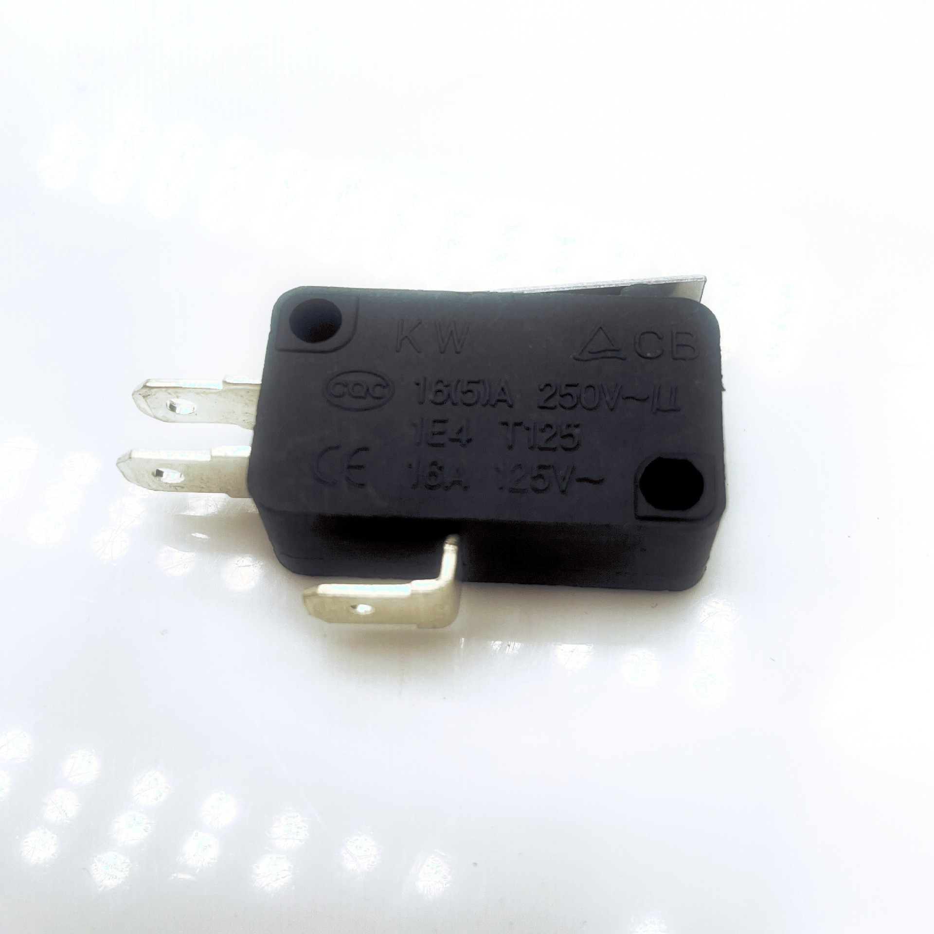 Микровыключатель KW7, концевые, с коротким рычагом